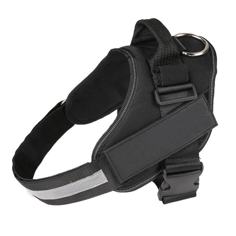 Reflective dog harness in black, customizable for comfort and safety, ideal for outdoor use.